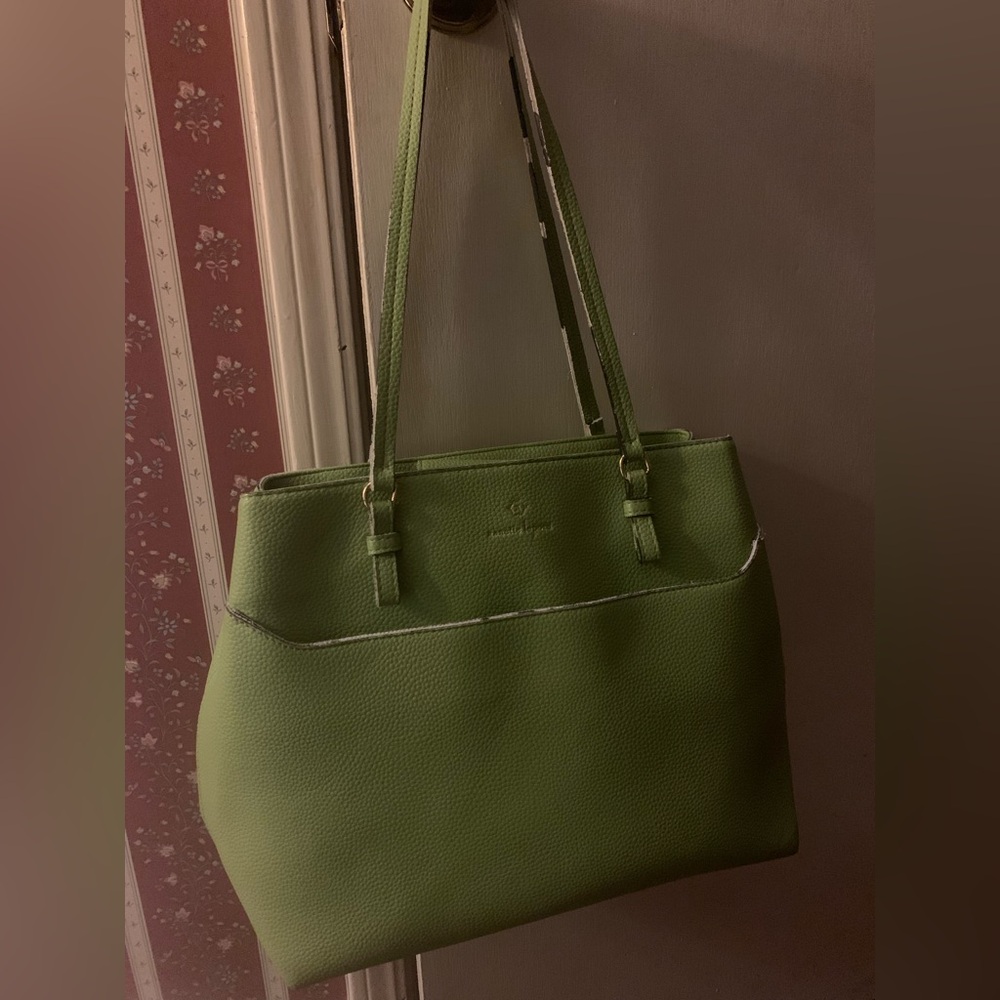 Nanette Lepore Kelly Green Pebbled Leather Crossbody Bag SUPER CLEAN GUC